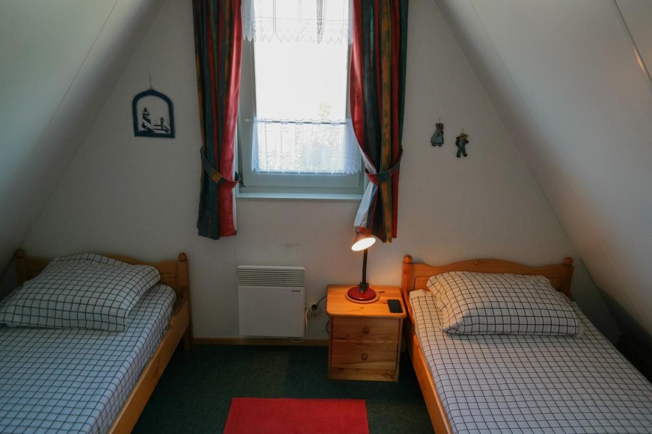 Marilu 6 Pers Allergy-Friendly House On A Typical Dutch Canal And Quiet Place Anjum Exterior foto